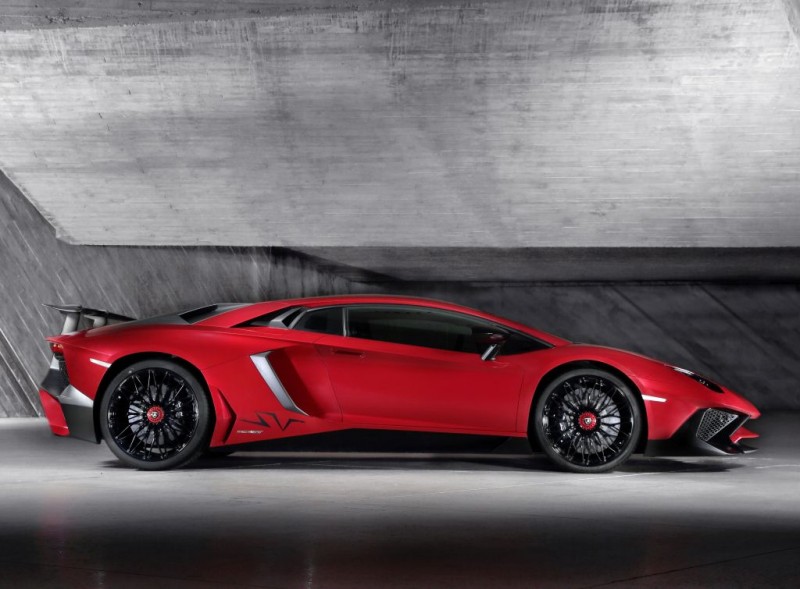 Lamborghini Aventador LP 750-4 Super Veloce : comme son nom l'indique - photo 2