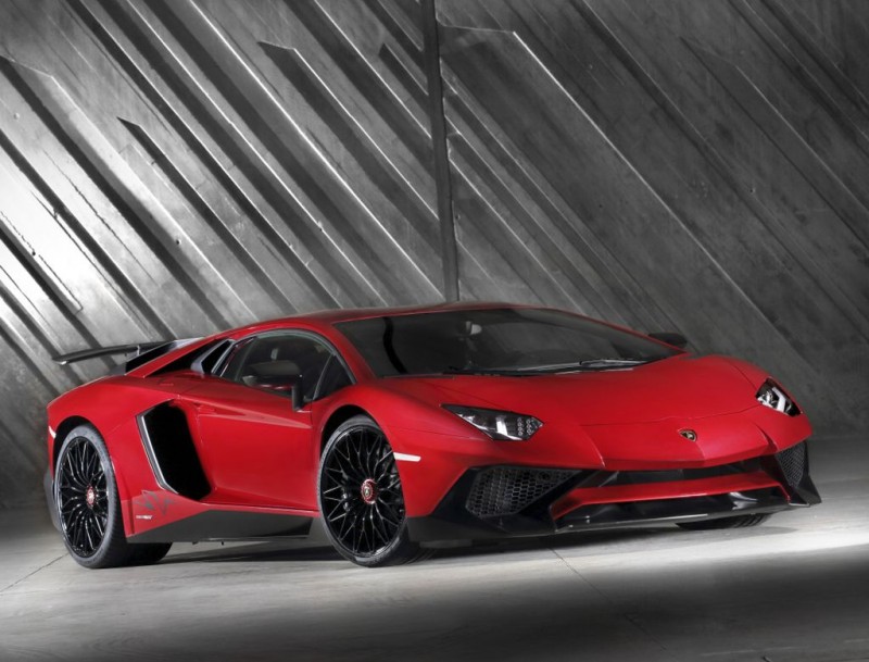 Lamborghini Aventador LP 750-4 Super Veloce : comme son nom l'indique - photo 3