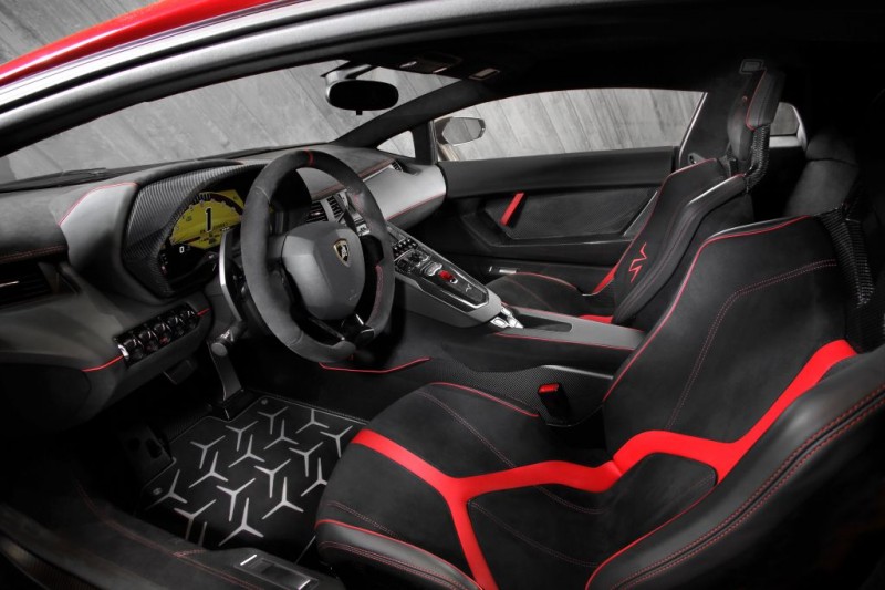 Lamborghini Aventador LP 750-4 Super Veloce : comme son nom l'indique - photo 4