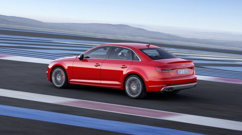 Audi : la S4 passe la barre des 350 ch - photo 2