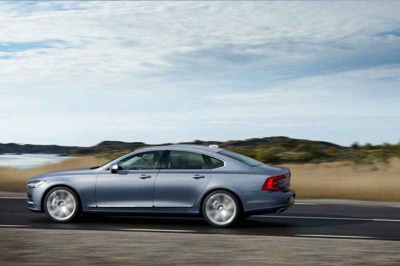 Volvo s'attaque aux berlines allemandes avec la S90 - photo 2