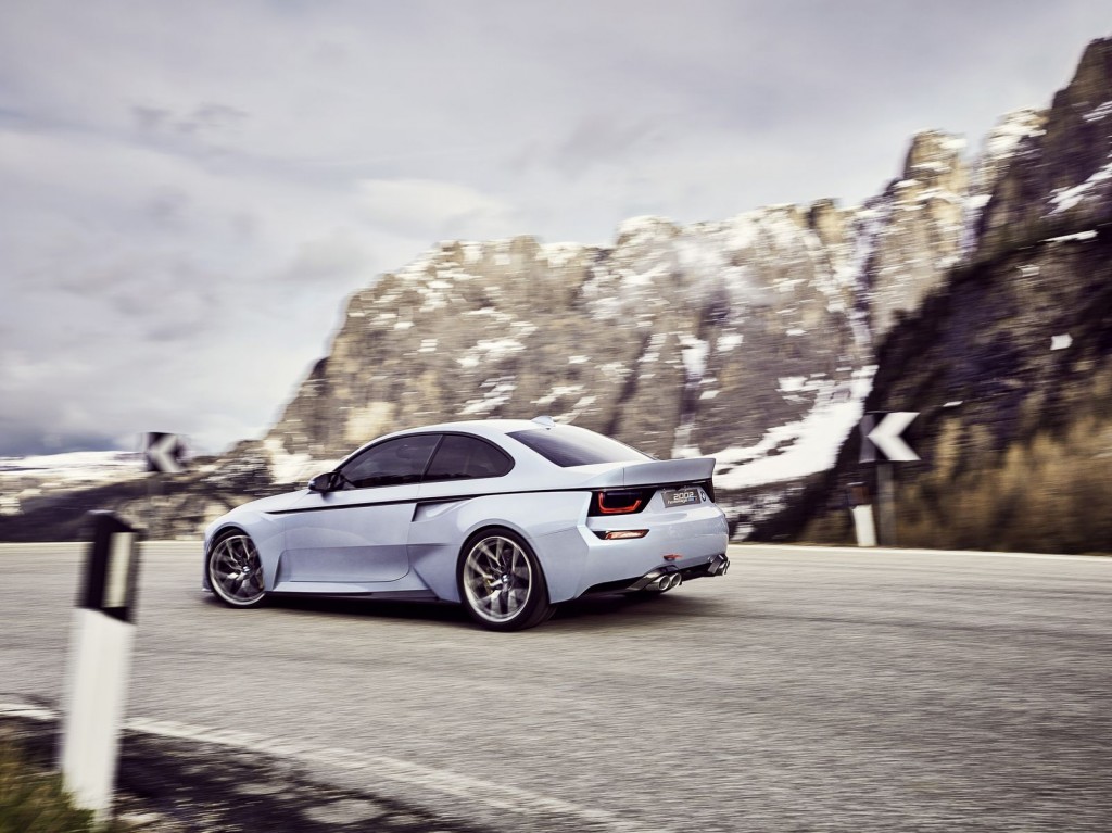 BMW imagine une 2002 Turbo moderne - photo 2