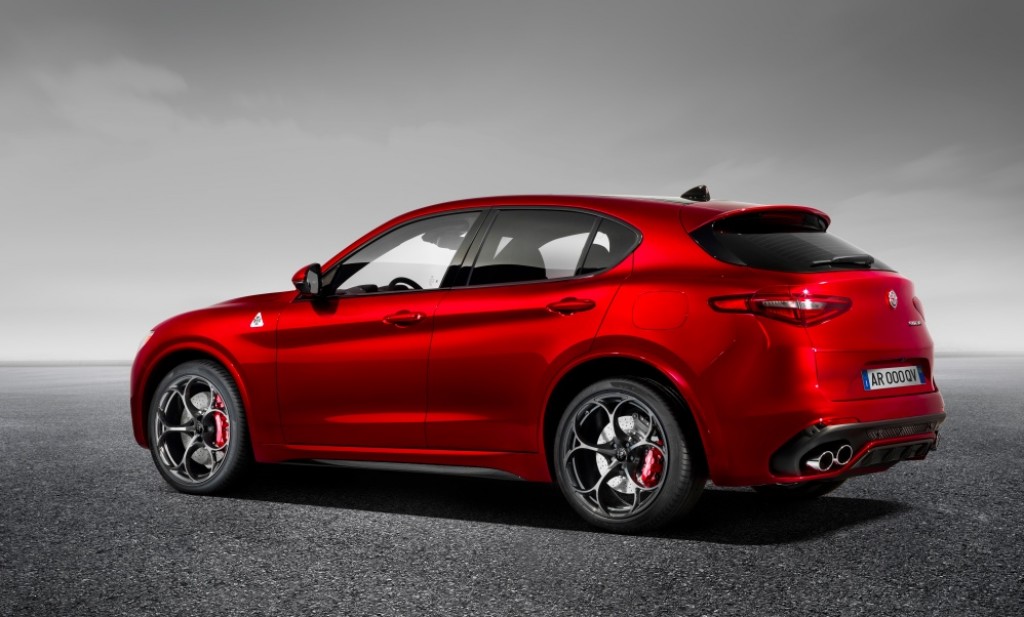 Alfa Romeo : son premier SUV est plus rapide qu'un Cayenne - photo 3