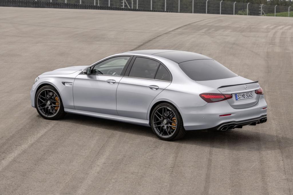 Etes-vous plutôt BMW M5 ou Mercedes Classe E 63 AMG ? - photo 3