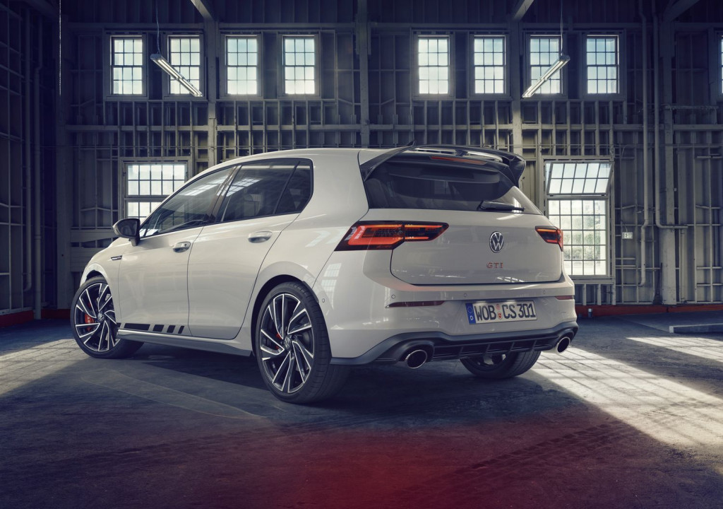 Volkswagen dévoile une Golf GTI de 300 ch - photo 3