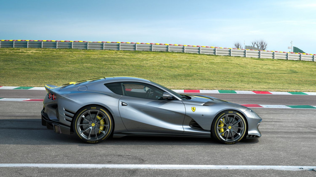 Ferrari 812 Competizione : toujours plus! - photo 3