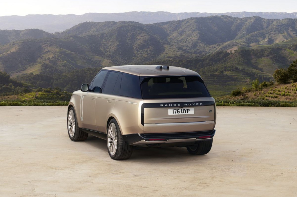 Range Rover : le roi des 4x4 de luxe fait peau neuve - photo 3