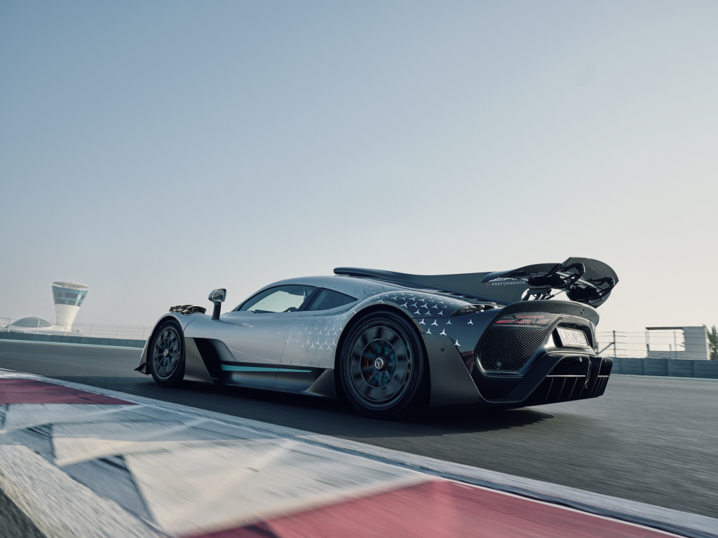 Mercedes-AMG One : une voiture à moteur de Formule 1 - photo 3